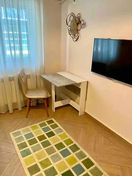 Modern & Central Apartment In North Of Bukarest