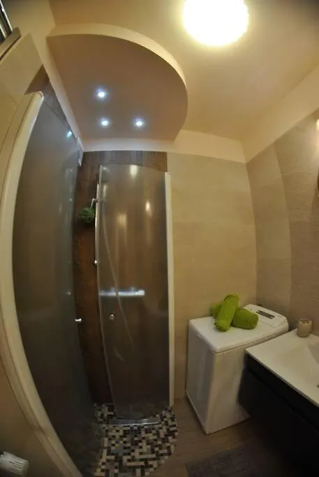 Modern & Central Apartment In North Of Bucharest 0*,